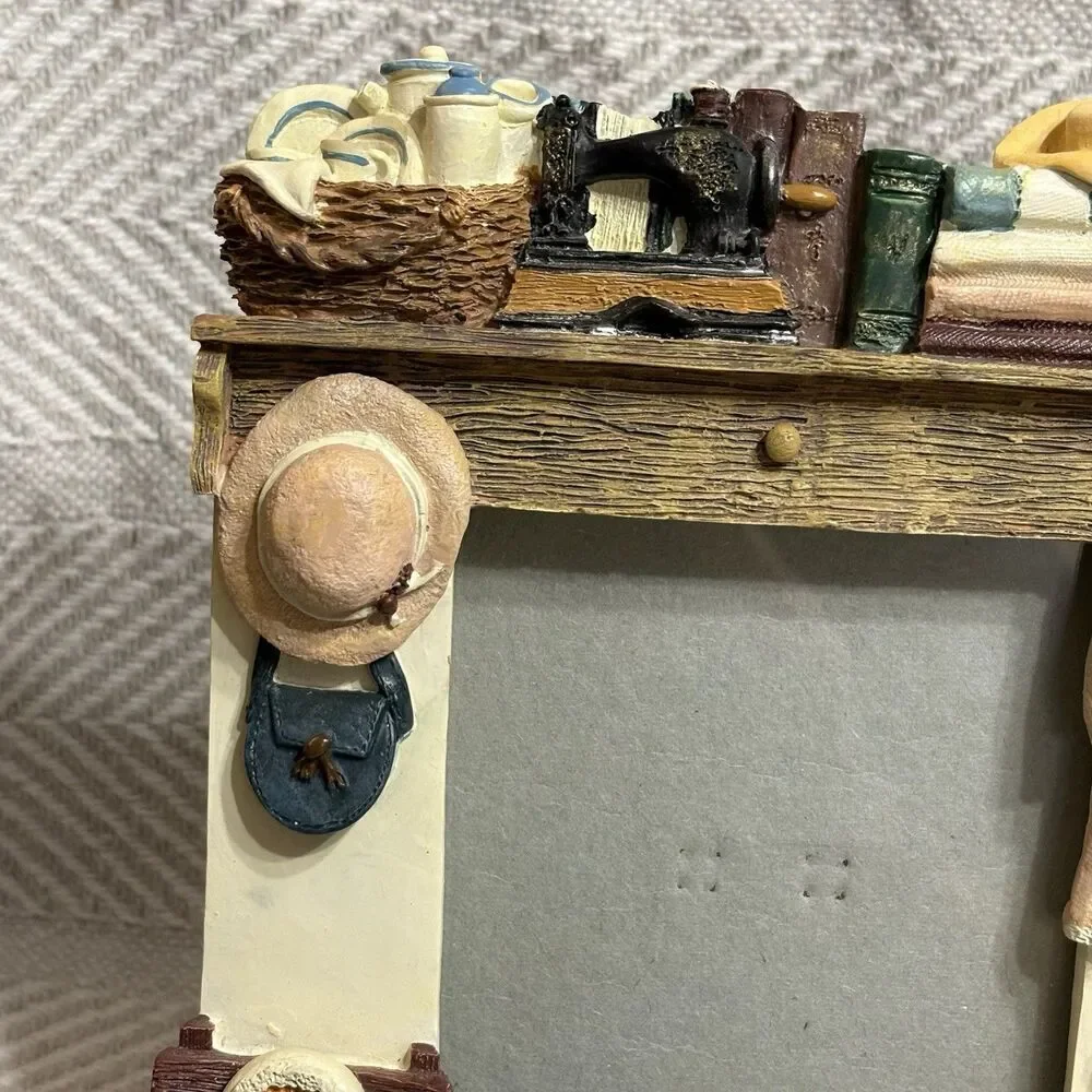 Vintage Figi Graphics Frame for 3.5